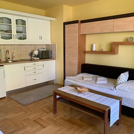Mandarin Wellness Apartman Siofok Luaran gambar