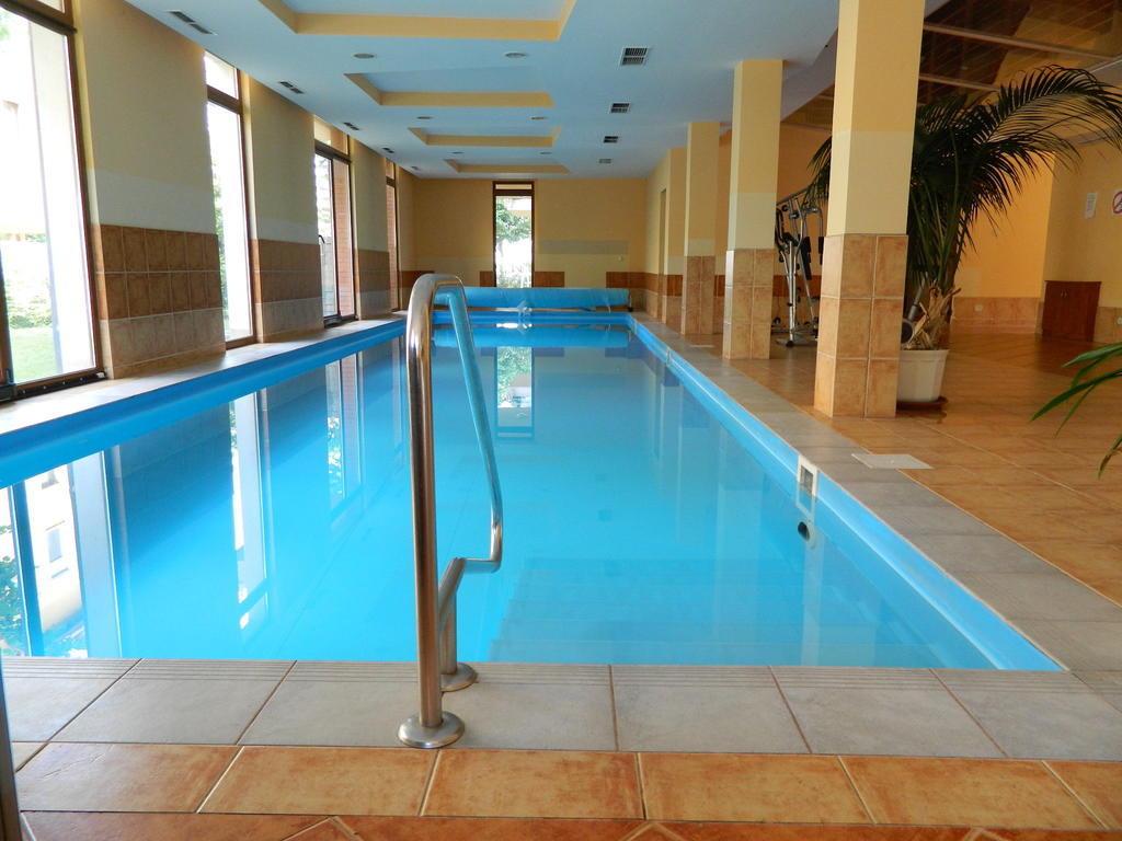 Mandarin Wellness Apartman Siofok Bilik gambar